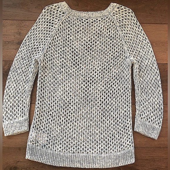 GAP - Size Large - Sky Blue - Picture 2 of 6